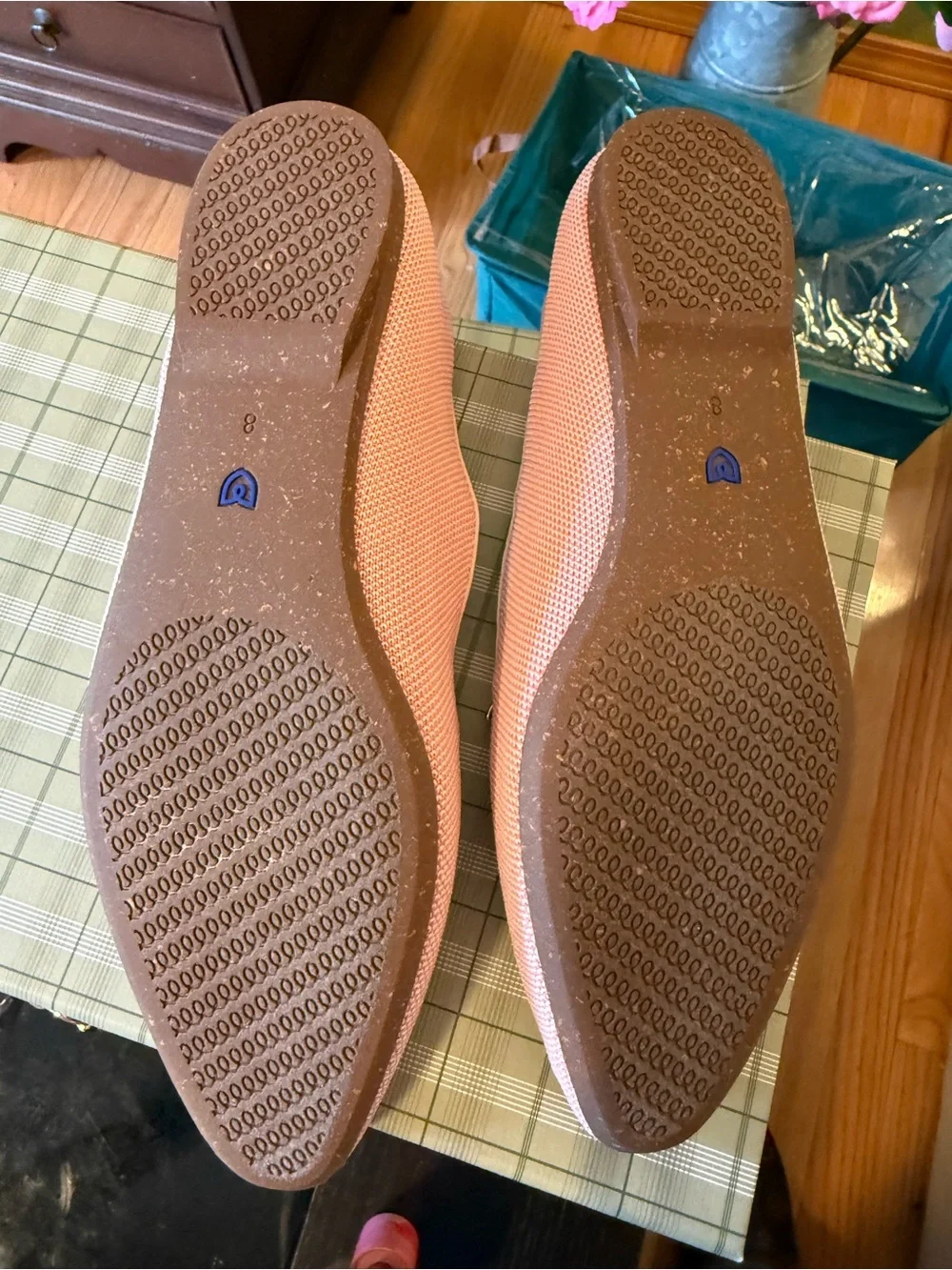 Rothy’s Pink Textured Loafers with Gold Horsebit. The Point. New without tags. 8